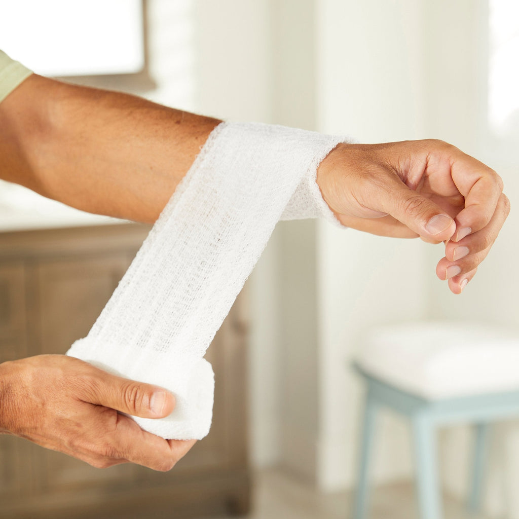 McKesson Fluff Bandage Roll, 4-1/2 Inch x 4-1/10 Yard, 6-Ply 30642000