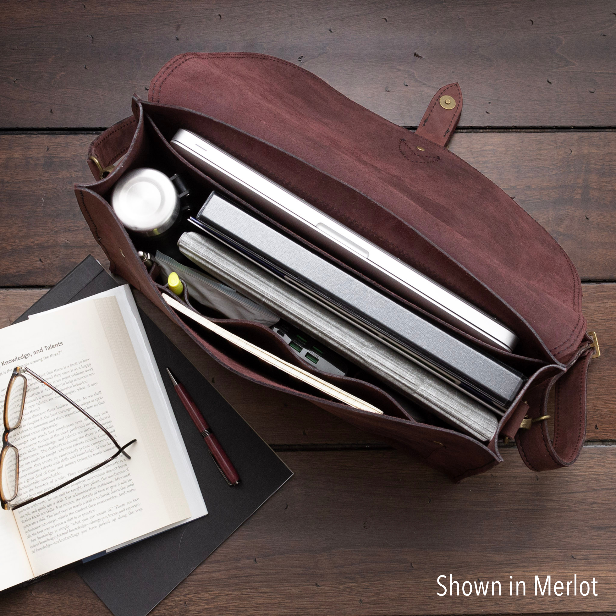 Ezra Laptop Bag: Tobacco