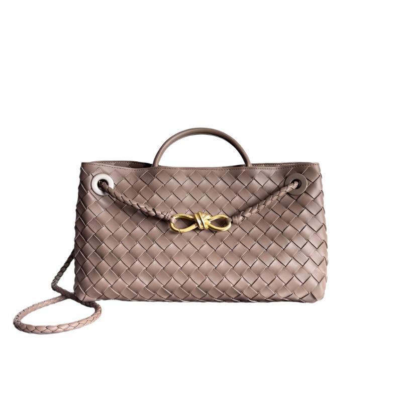 Bottega Veneta Bottega Veneta Andiamo East/West Small Tote Bag
