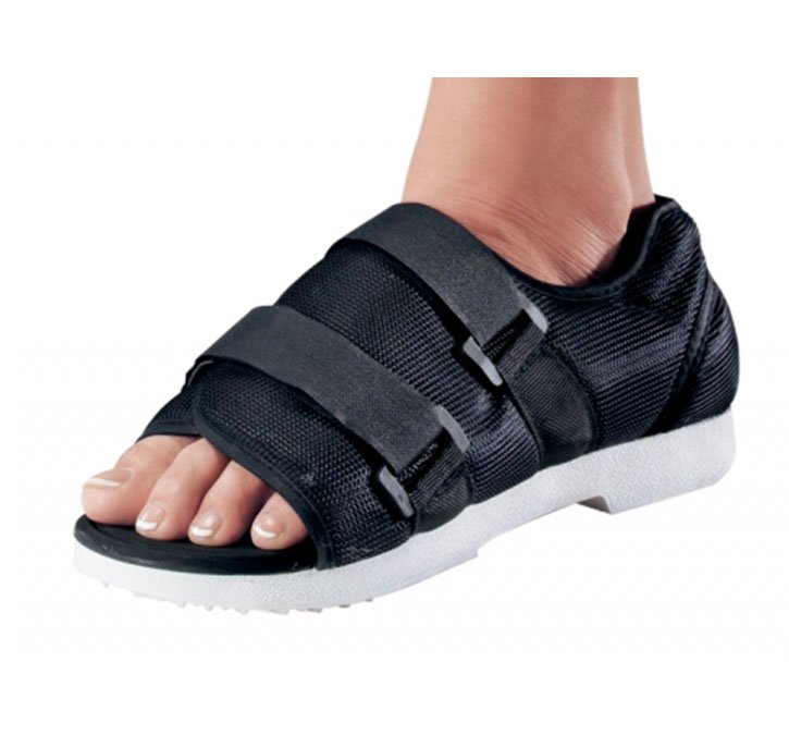 ProCare® Male Foam Cast Shoe, Small 79-81133