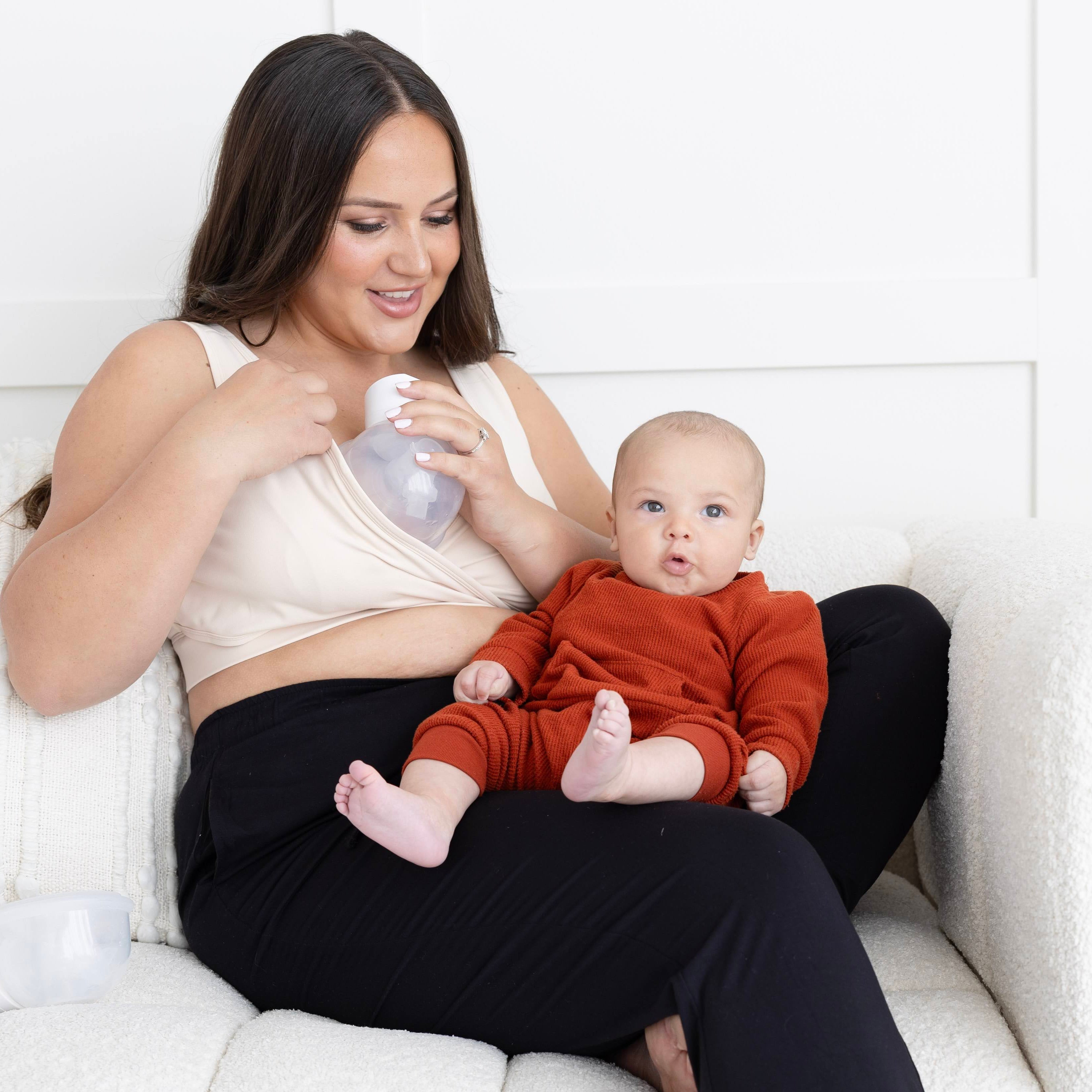 Everyday Luxe® 3.0 Nursing & Hands-Free Pumping Bra for Breastfeeding Moms