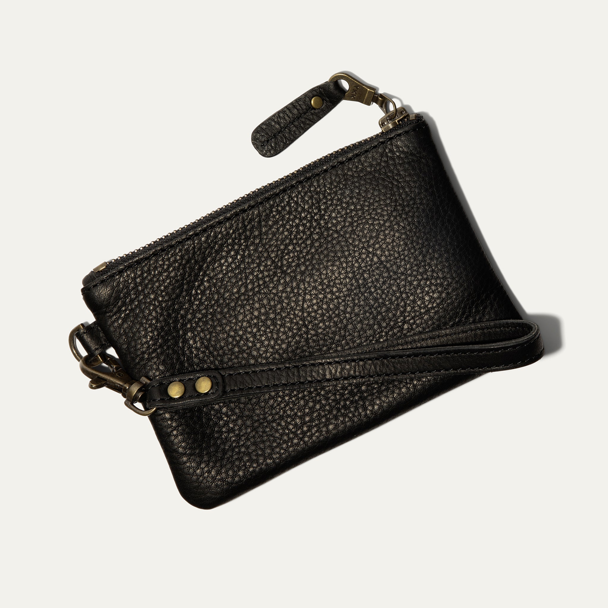 ZIP POUCH WITH WRISTLET