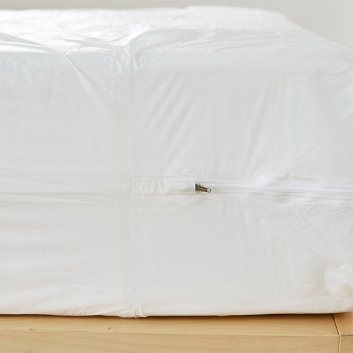 Full Size Zippered Mattress Protector 54 x 75 x 9 - Waterproof & Flame Retardant