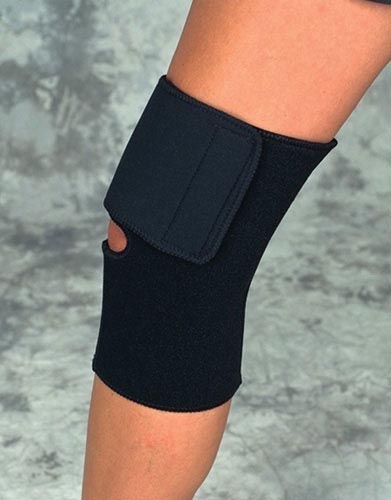 Sportaid Black Neoprene Knee Wrap - Medium 14-15" Adjustable Knee Support