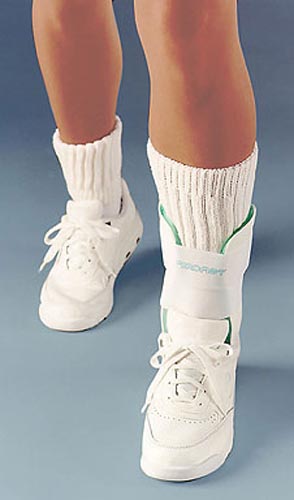 Aircast Sport-Stirrup Ankle Brace Right - Prophylactic Ankle Support