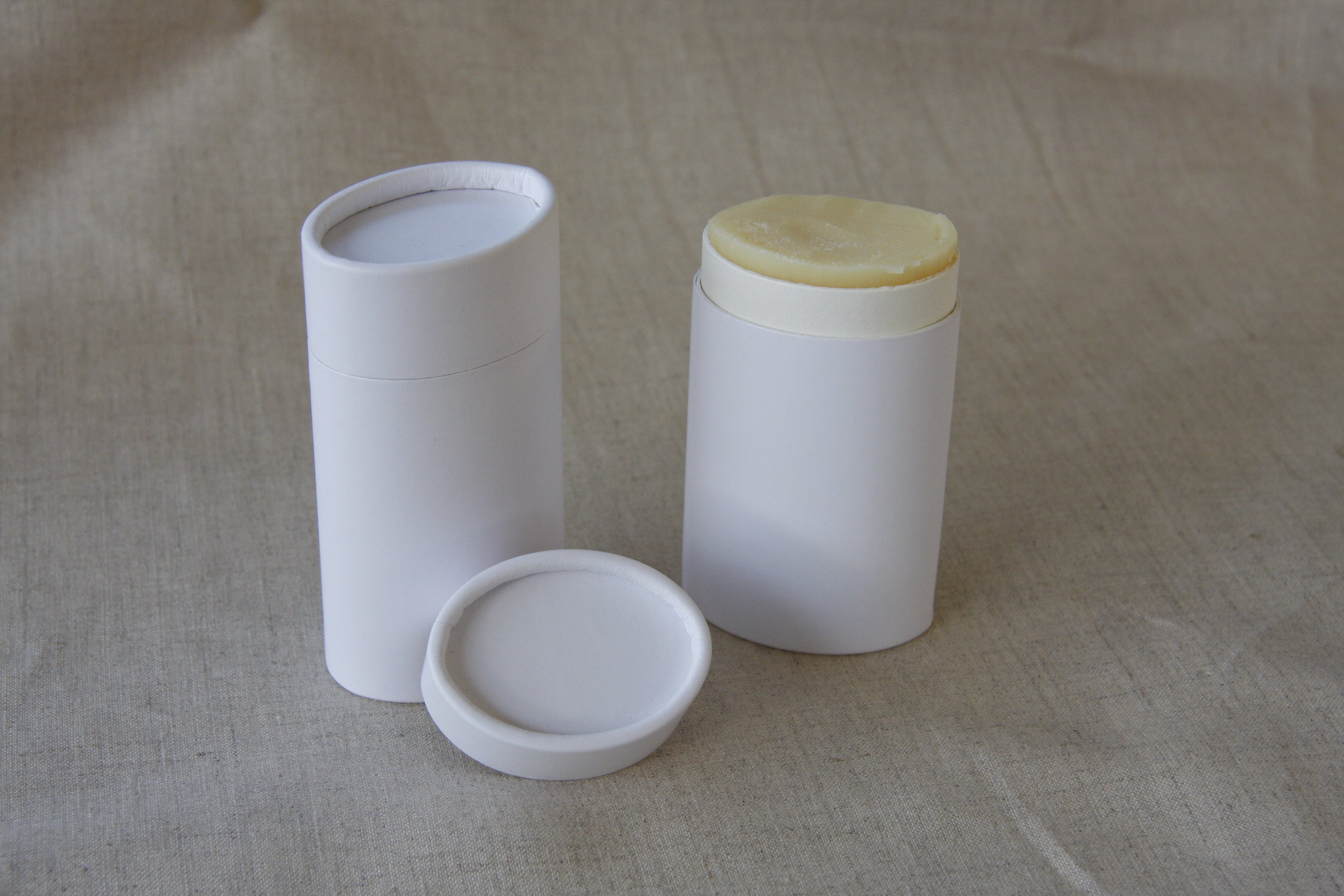 2.5 ounce / 70 g Oval Push - up Cosmetic Container - PhishStones Products