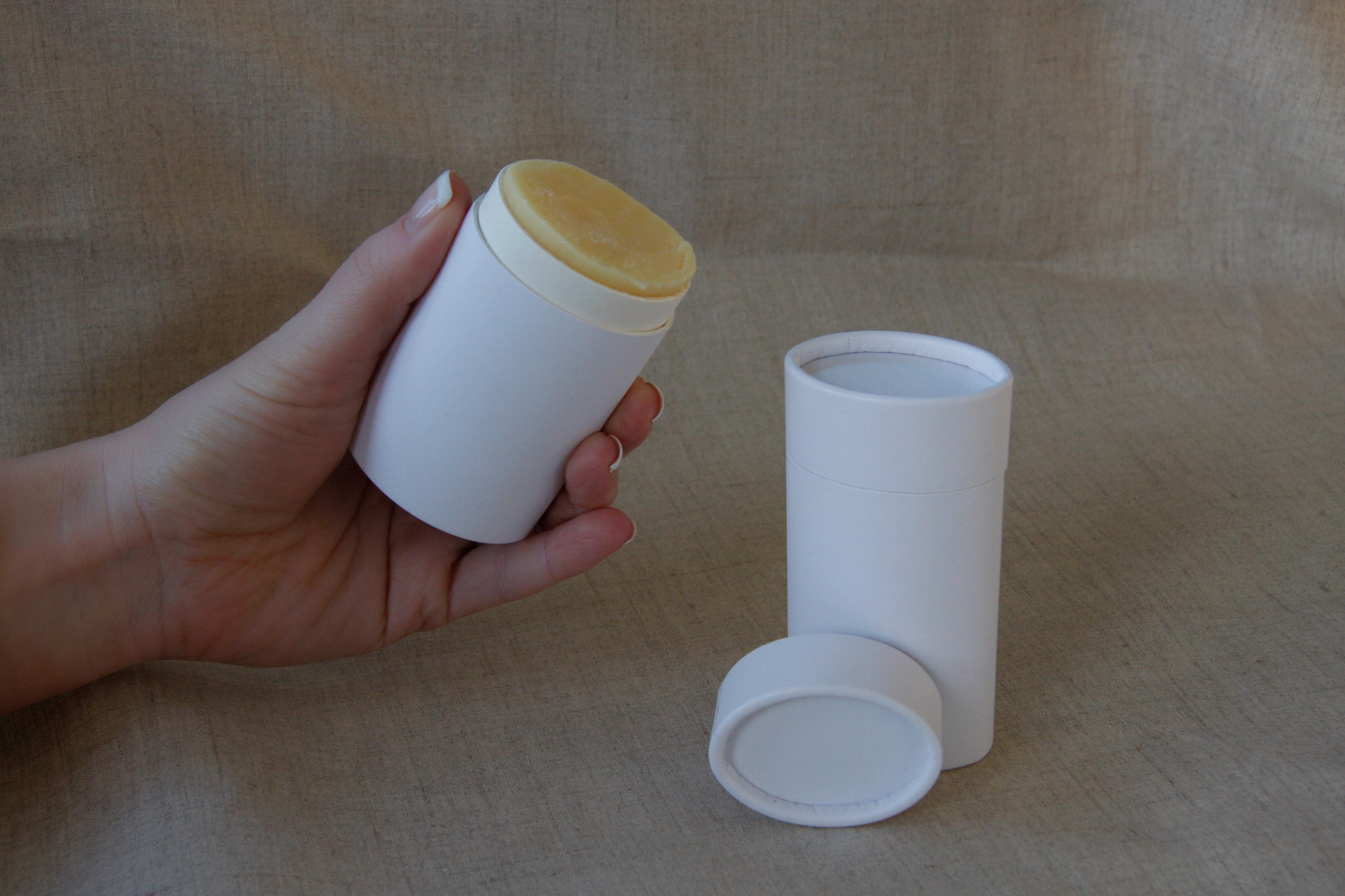 2.5 ounce / 70 g Oval Push - up Cosmetic Container - PhishStones Products