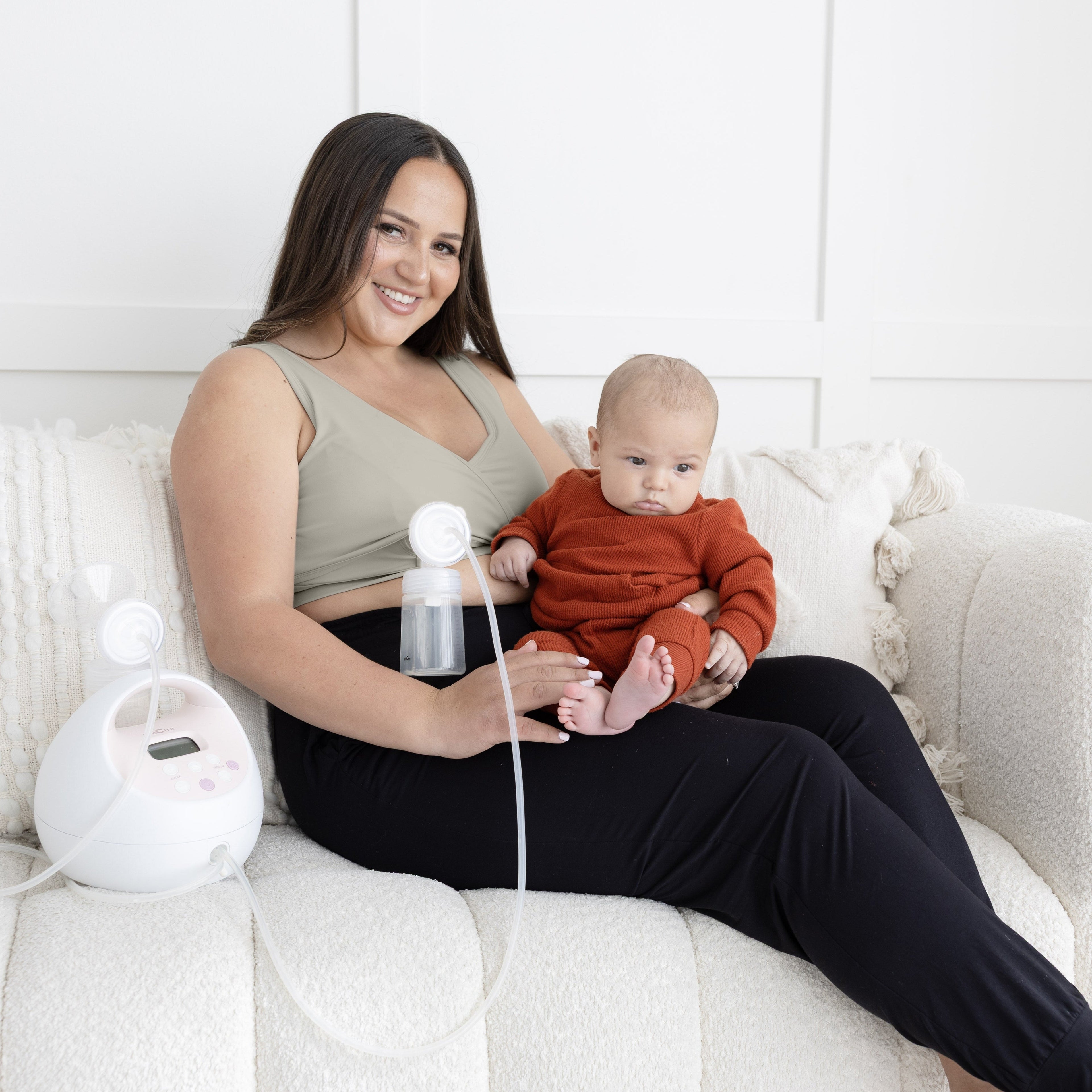 Everyday Luxe® 3.0 Nursing & Hands-Free Pumping Bra for Breastfeeding Moms