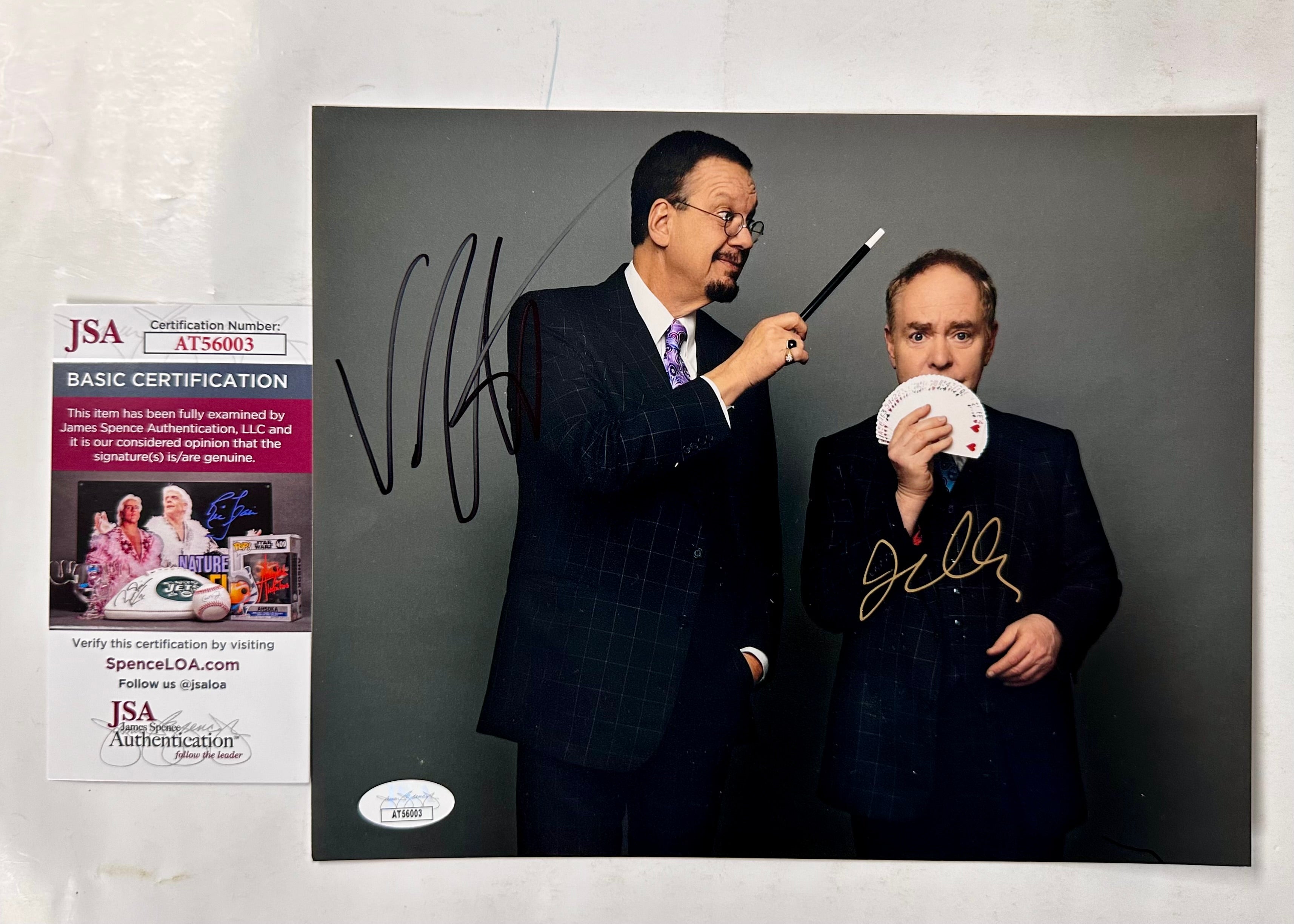 Penn & Teller Signed Entertainer Comedy Vegas Magician 8x10 Photo With JSA COA