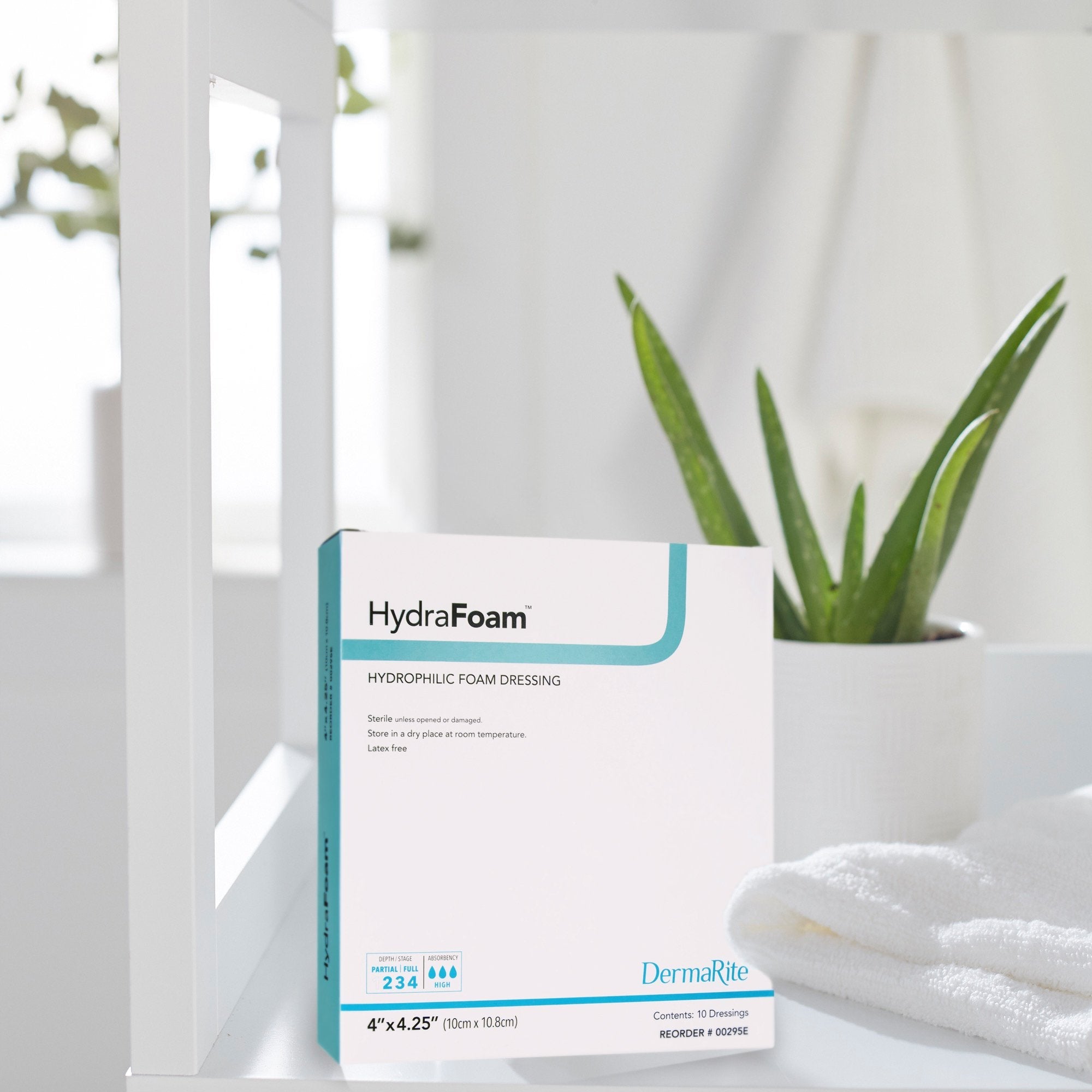 HydraFoam™ Nonadhesive Foam Dressing, 4 x 4¼ Inch 00295E