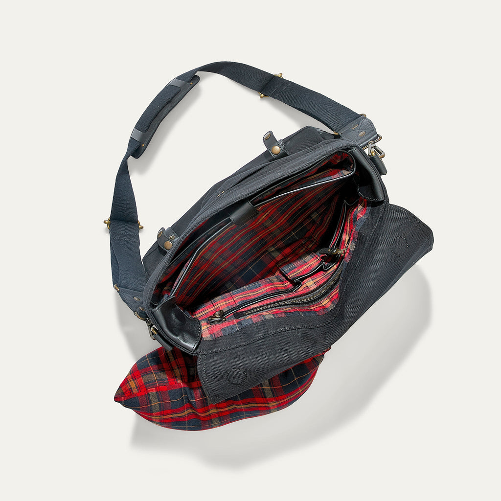 Wallace Messenger Bag