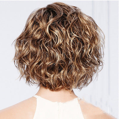 Ladies short volume mixed fluffy wig