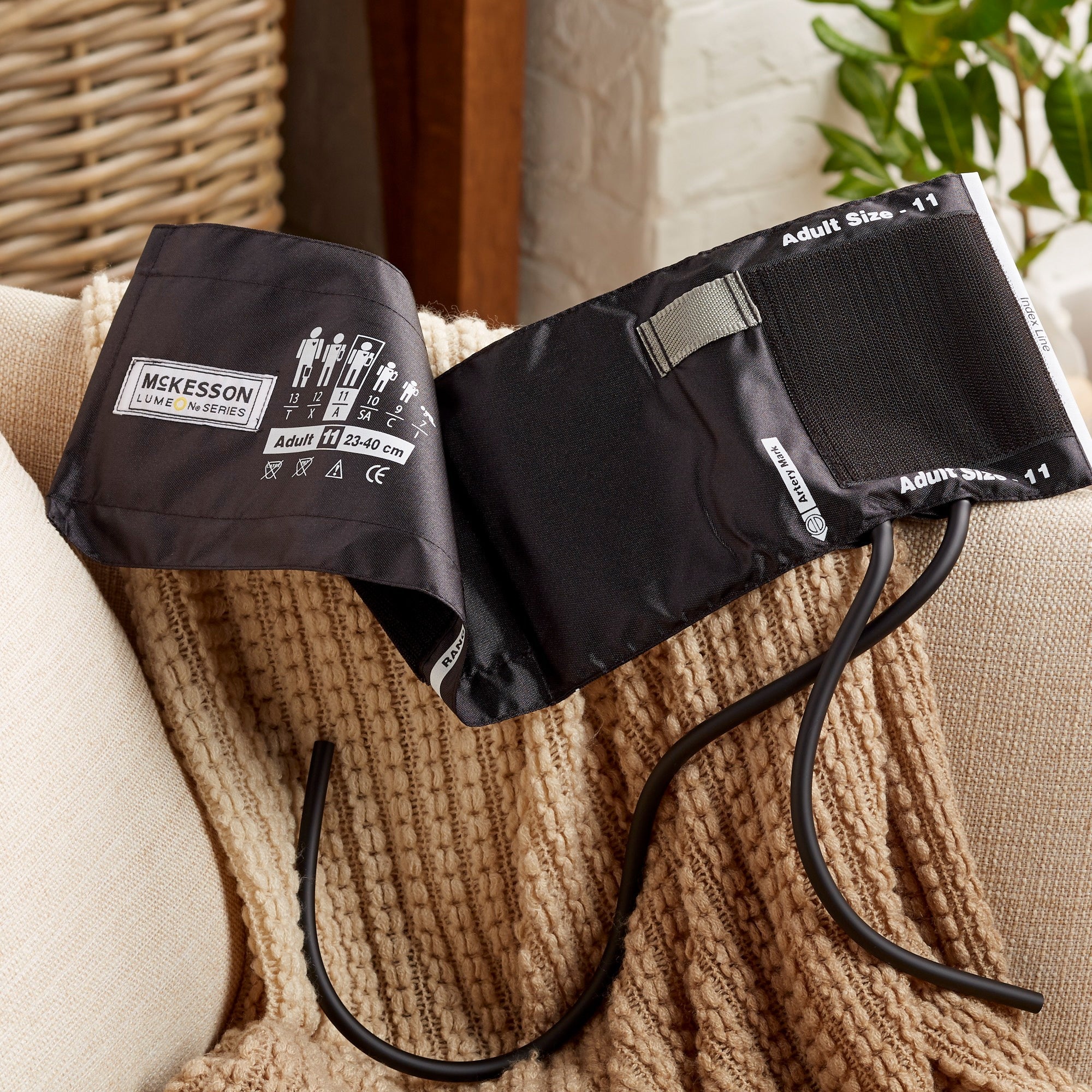 McKesson Lumeon™ Blood Pressure Cuff, 2-Tube Bladder 01-845-11ABK-2GM