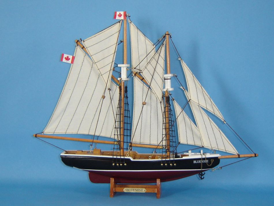 Wooden Bluenose Model Sailboat Decoration 17""