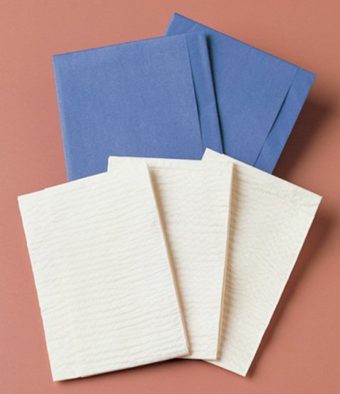 Cardinal Health™ Sterile Towel Drape, 15 x 26 Inch 7553