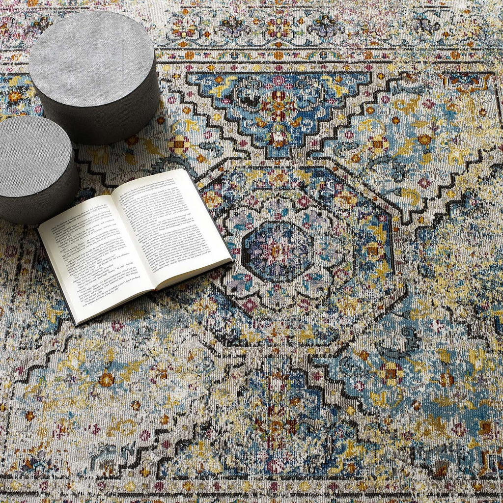 Success Jacinda Distressed Vintage Floral Vintage Medallion 5x8 Area Rug by Modway