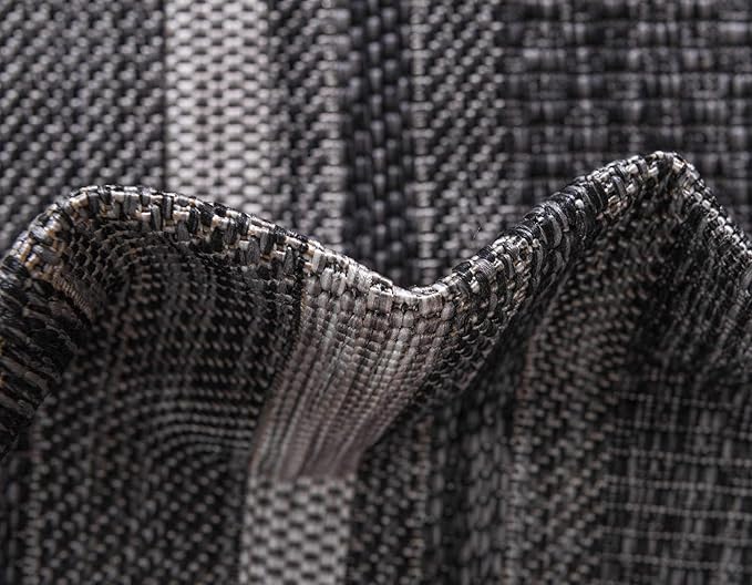 Unique Loom Outdoor Border Collection Area Rug - Soft Border (4' 1" x 6' 1" Rectangle, Black/ Ivory)