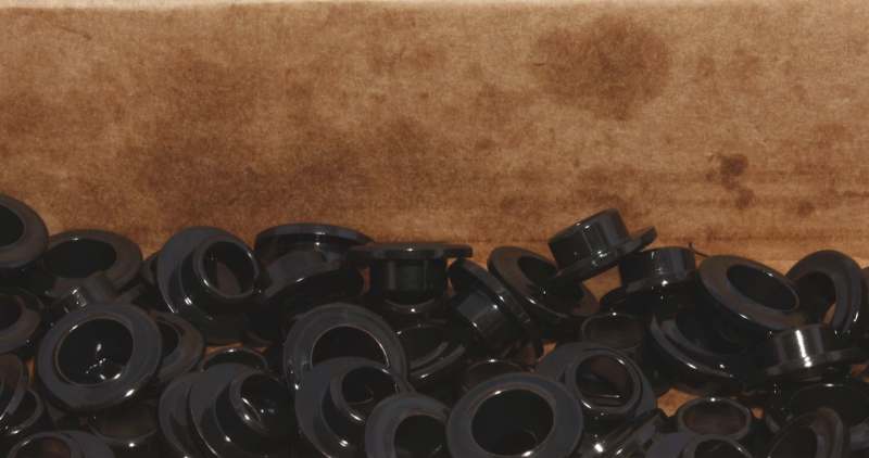 COMP Cams Steel Retainers Eb LS1 inStock 783-100