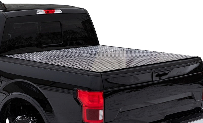 Access LOMAX Tri-Fold Cover 2022 Nissan Frontier w/ 5ft Bed - Diamond Plate B2030059