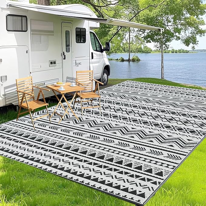 WILDROOTS 9x12 Feet Black and White Plastic Outdoor Rug, Stain Resistant Waterproof Reversible Outdoor Patio Rug, Fade Resistant Camping Rug
