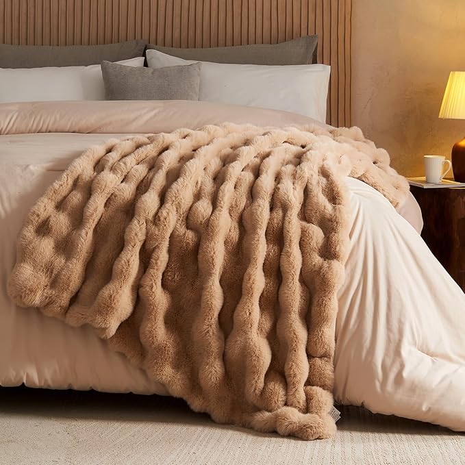 Lotus Karen Queen Size Faux Fur Blanket Khaki - Big Bubble Rabbit Fluff Blanket for Bed, Large Fluffy Fuzzy Cozy Blanket, Thick Furry Plush Shaggy Blankets, 90x90 Inches
