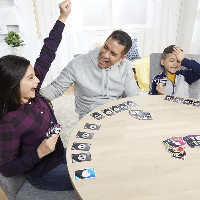 Hasbro Gaming 5 Alive Card Game, Fast-Paced Game for Kids and Families, Easy to Learn, 2 to 6 Players, Fun Summer Activities, Vacation Travel Essentials, Ages 8+