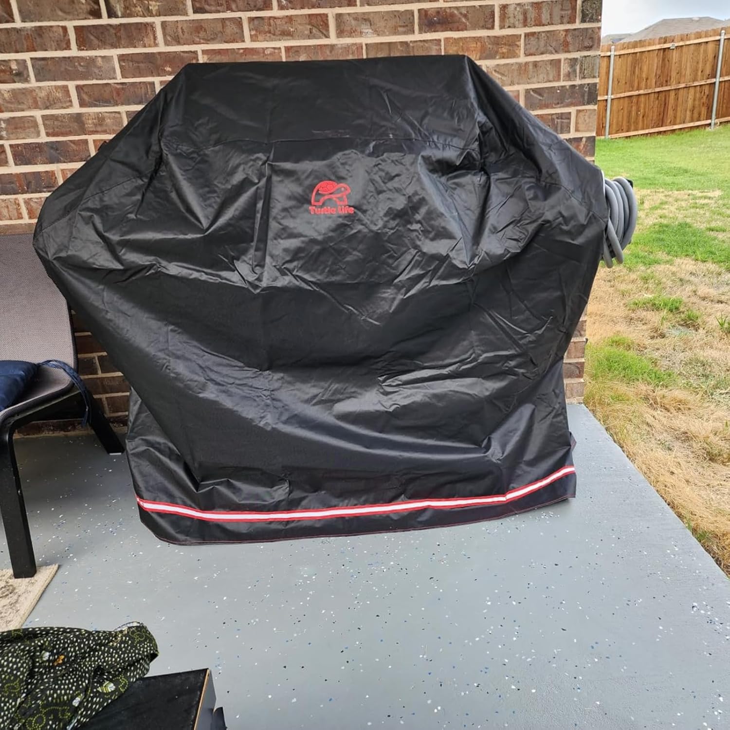 BBQ Grill Cover, 58 Inch Heavy Duty Waterproof 3-4 Burner Barbecue Gas Grill Covers for Weber Spirit Char-Broil Performance and Signature, Black