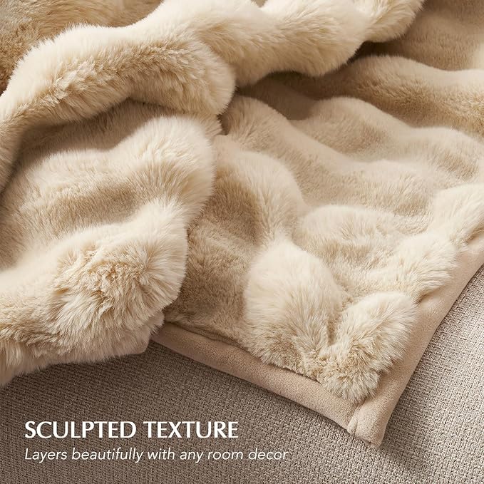 EVERGRACE Ultra Soft Luxury Fluffy Ridgeline Faux Rabbit Fur Throw Blanket, Thick Warm Bubble Throw for Bed, Cozy Plush Reversible Blankets for Couch, Chair, Sofa, Cream, 60x80 Inches, 870 GSM