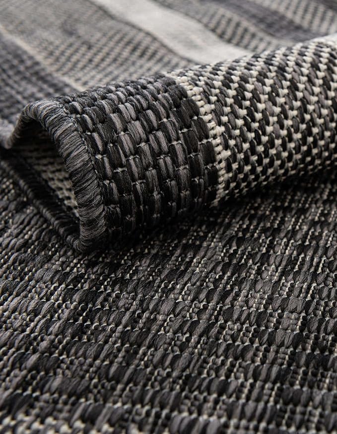 Unique Loom Outdoor Border Collection Area Rug - Soft Border (10' Square Black/Ivory)