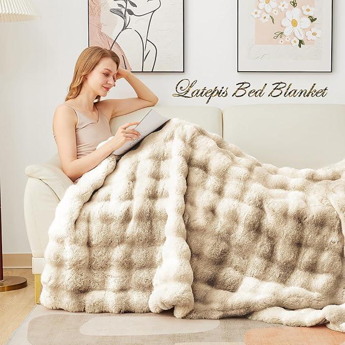 Latepis Soft Luxury Faux Fur Bubble Blanket, Thick Warm Cozy Throw Blanket for Couch, Plush Fluffy Blanket for Sofa and Bedroom Women Gift, 50” x 60”, Tie-dye Camel, 860GSM