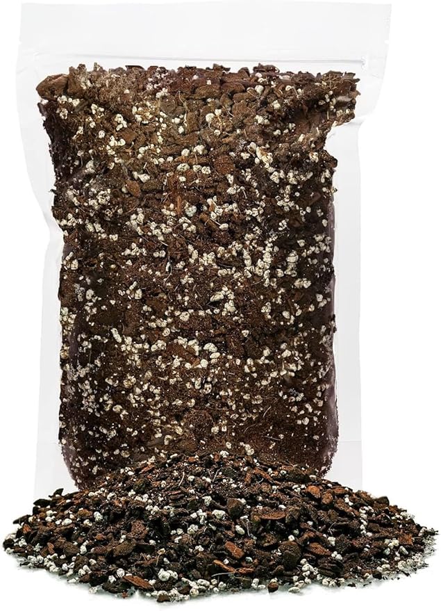 Moisture-Retaining Monstera Obliqua Potting Mix - Healthy Root Growth by Gardenera - 5 Quart
