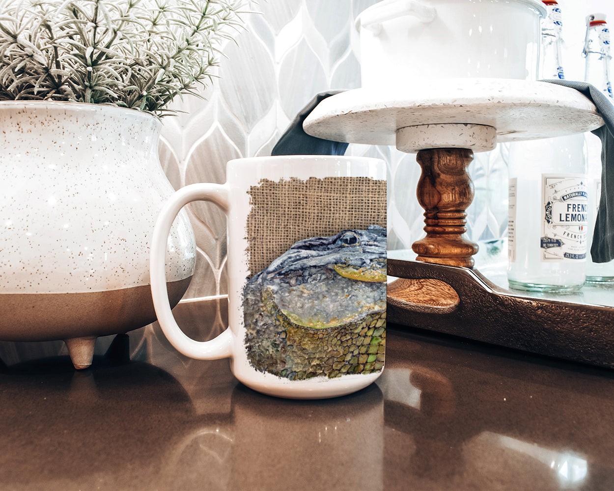 Alligator Ceramic Coffee Mug 15 oz Decorative Large C Handle Mug Cup for Tea, Cocoa Hot Chocolate