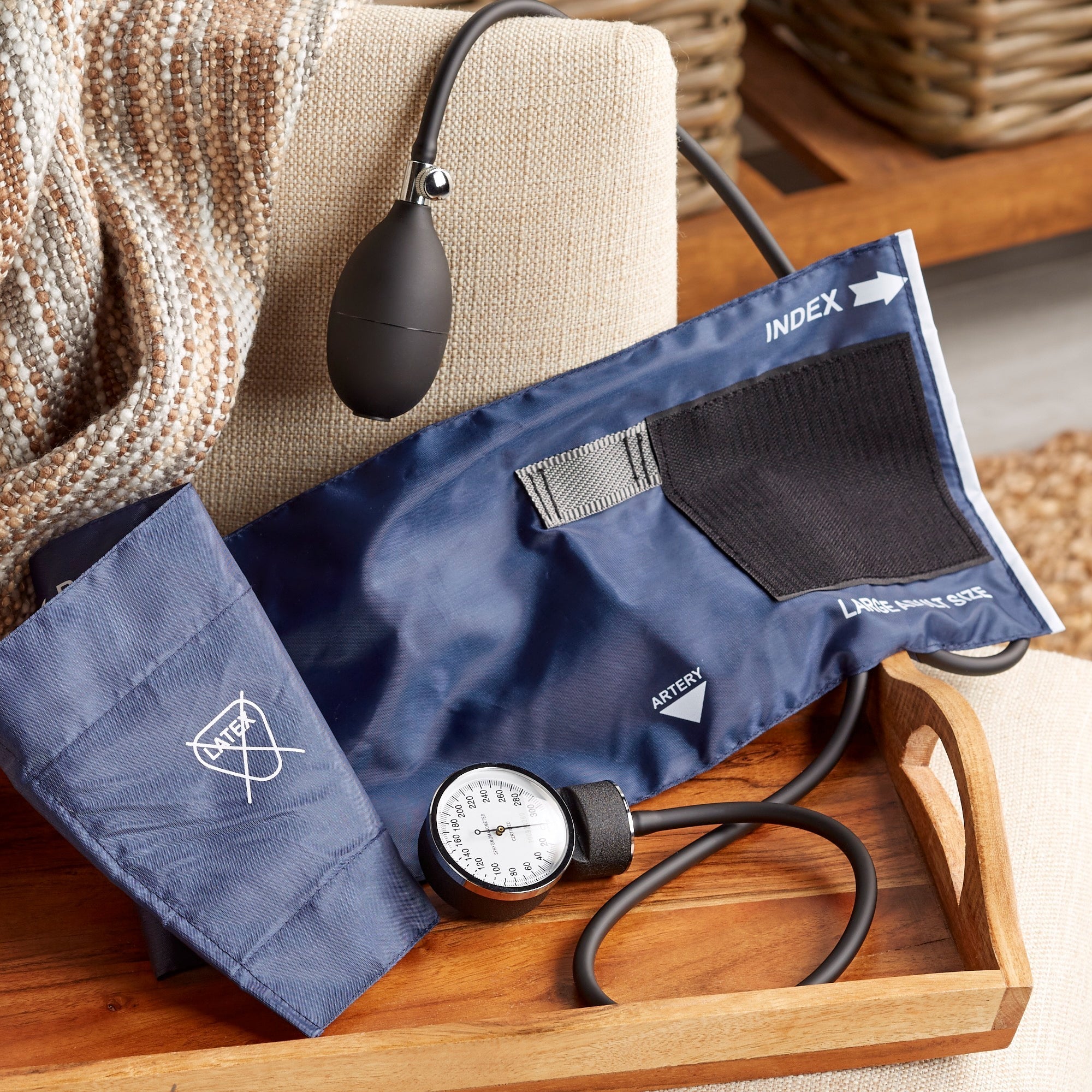 McKesson Aneroid Sphygmomanometer 01-776XMCE