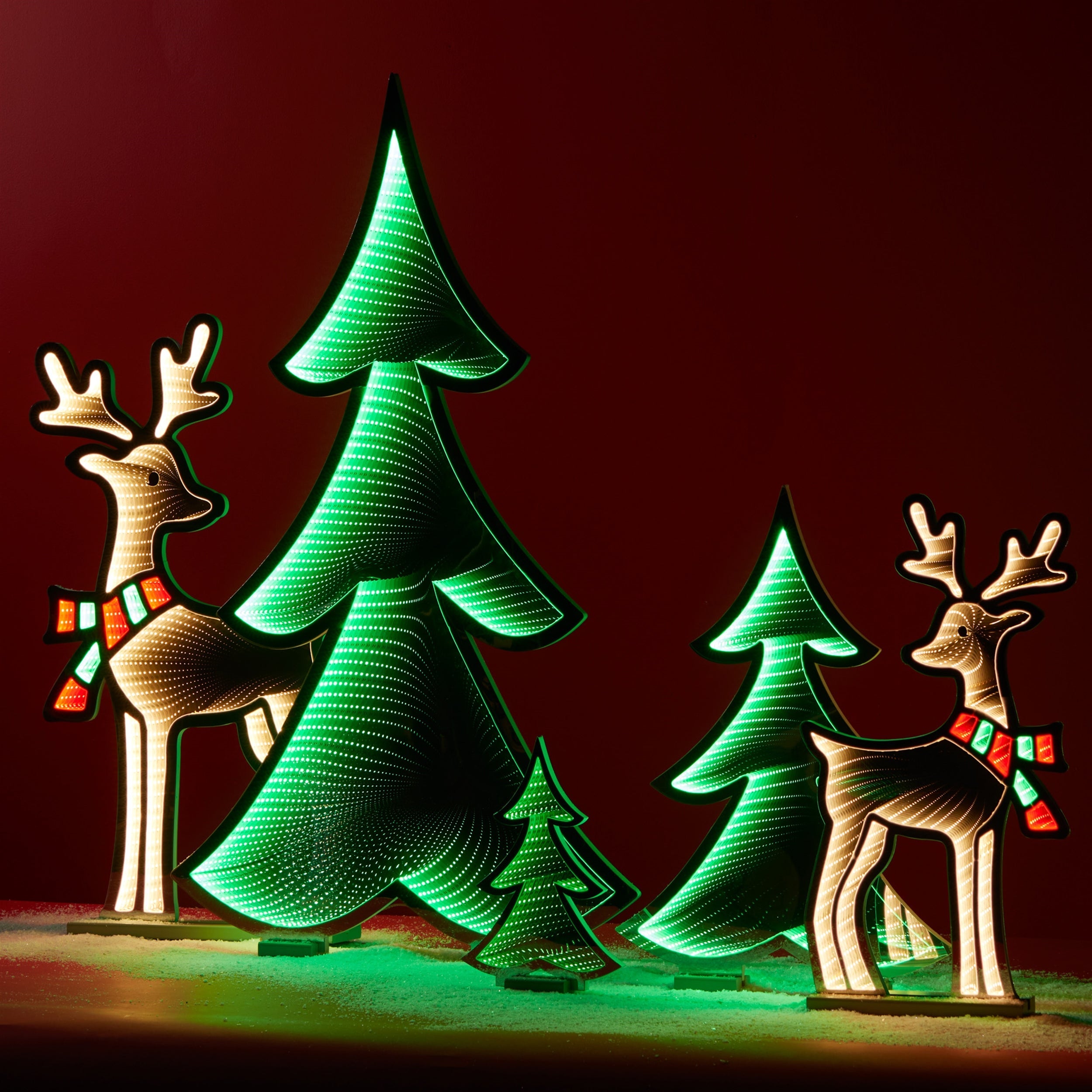Green Pine Tree Ekkolight 11.75"H