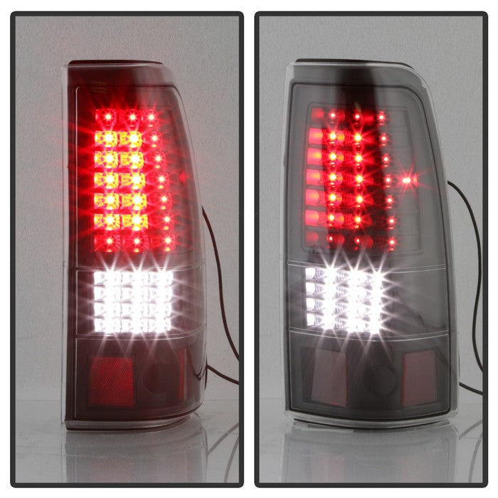 SPYDER xTune 99-02 Chevy Silverado 1500/2500 (w/o Stepside) LED Tail Lights - Black (ALT-JH-CSIL99-CS-BK) 9037610