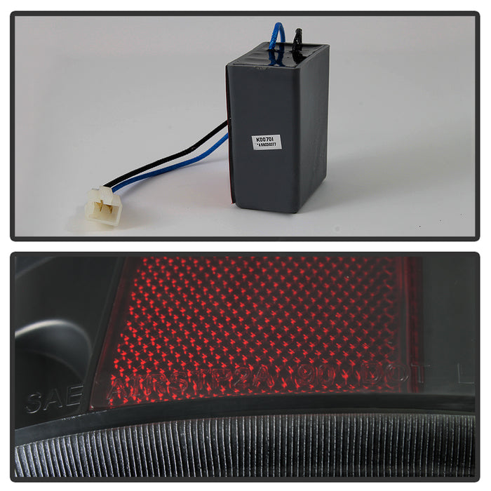 SPYDER xTune 99-02 Chevy Silverado 1500/2500 (w/o Stepside) LED Tail Lights - Blk (ALT-JH-CSIL99-LED-BK) 9037597