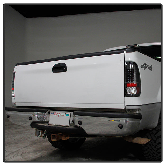 SPYDER Xtune Ford F150 Styleside 97-03 / F250/350/450/550 99-07 LED Tail Lights Black ALT-JH-FF15097-LED-BK 9027635