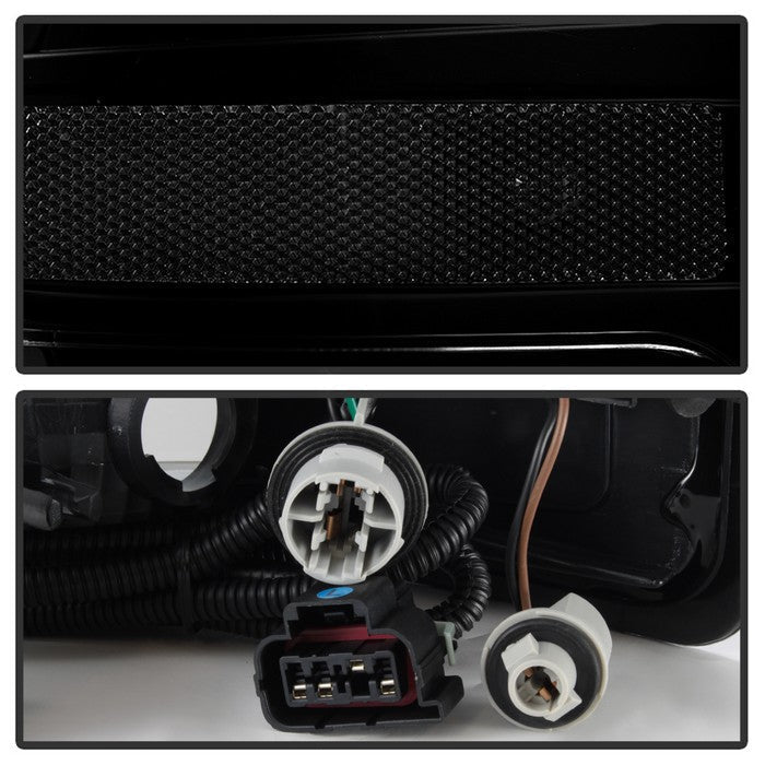 SPYDER Xtune GMC Sierra 07-13 LED Tail Lights Black Smoked ALT-JH-GS07-LED-BSM 9034077