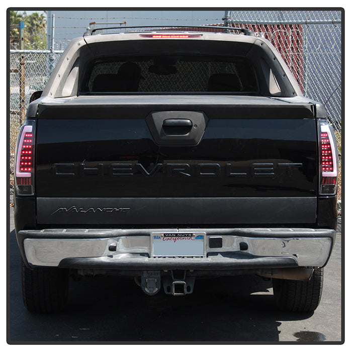 SPYDER xTune 02-06 Chevrolet Avalanche LED Tail Lights - Black (ALT-ON-CAV02-LED-BK) 9043956