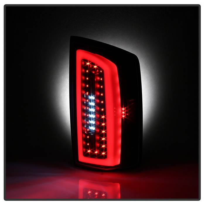 SPYDER xTune 07-08 Dodge Ram 1500 Light Bar LED Tail Light - Black (ALT-ON-DRAM06-LBLED-BK) 9043994