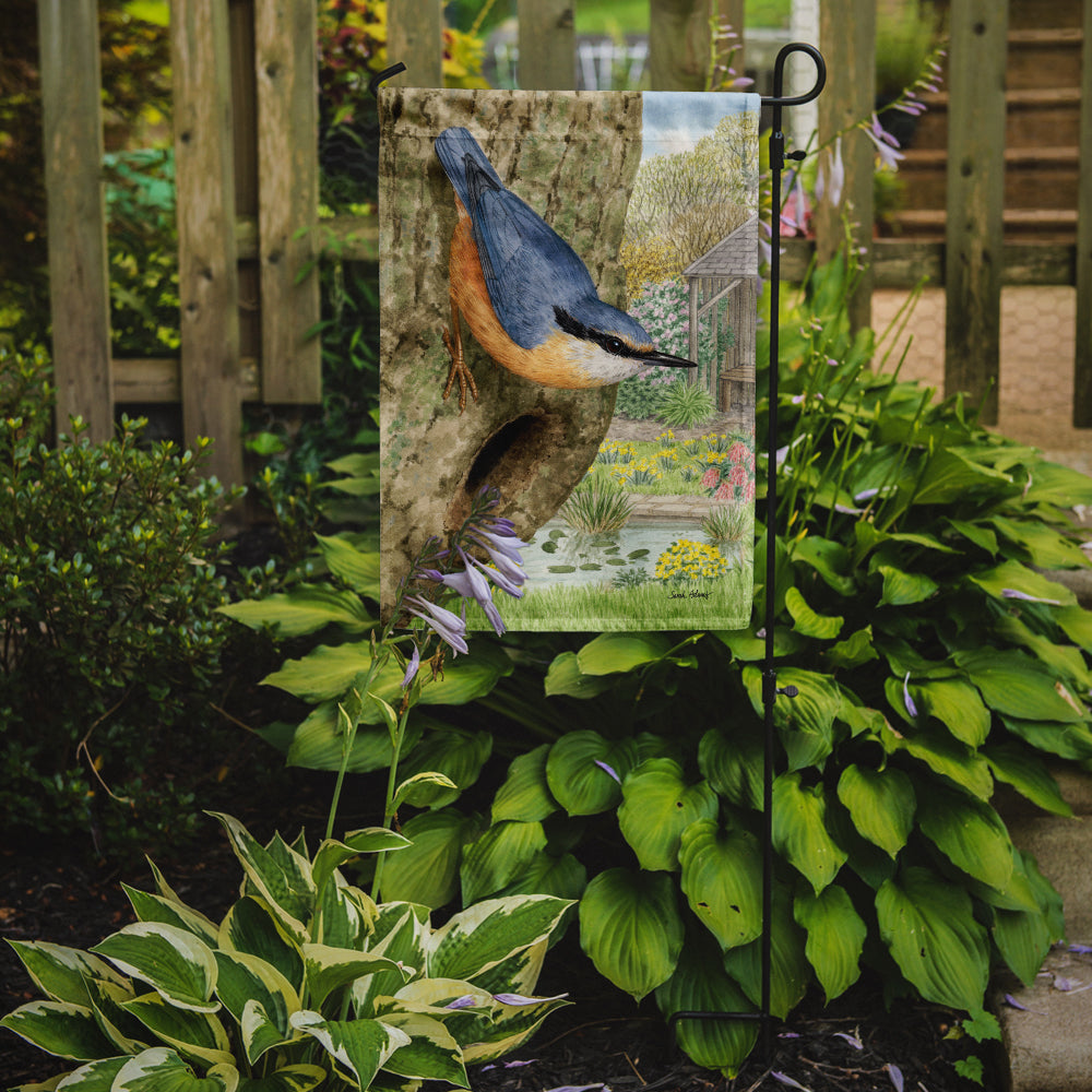 Red-breasted Nuthatch Garden Flag Mailbox Decorative Yard Banner Outside Patio Artwork for Flower Beds, Garden Size, Multicolor