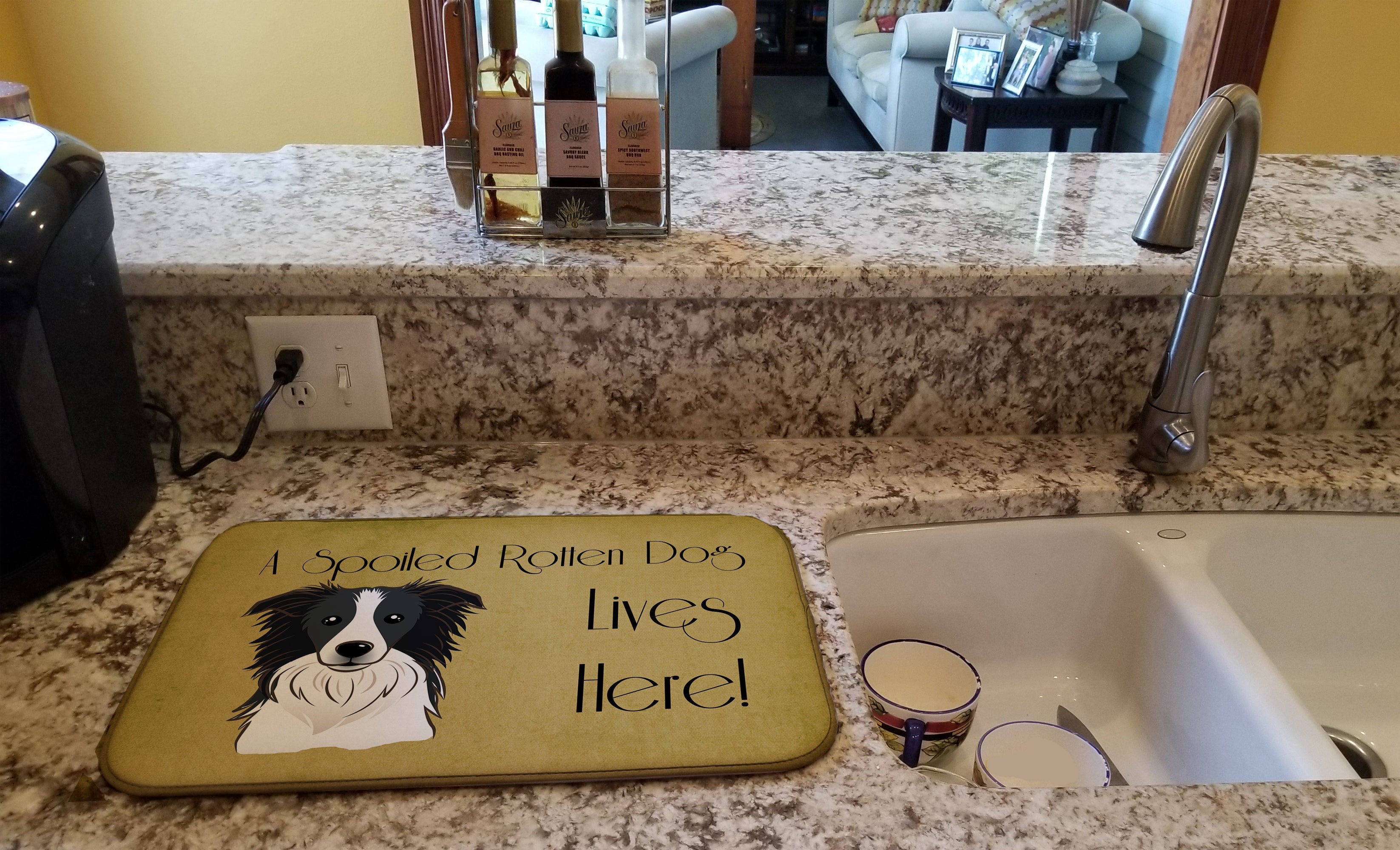 Border Collie Spoiled Dog Lives Here Dish Drying Mat Absorbent Dish Drying Mat Pad for Kitchen Counter Dish Drainer Mat for Countertop, 14 x 21", Multicolor