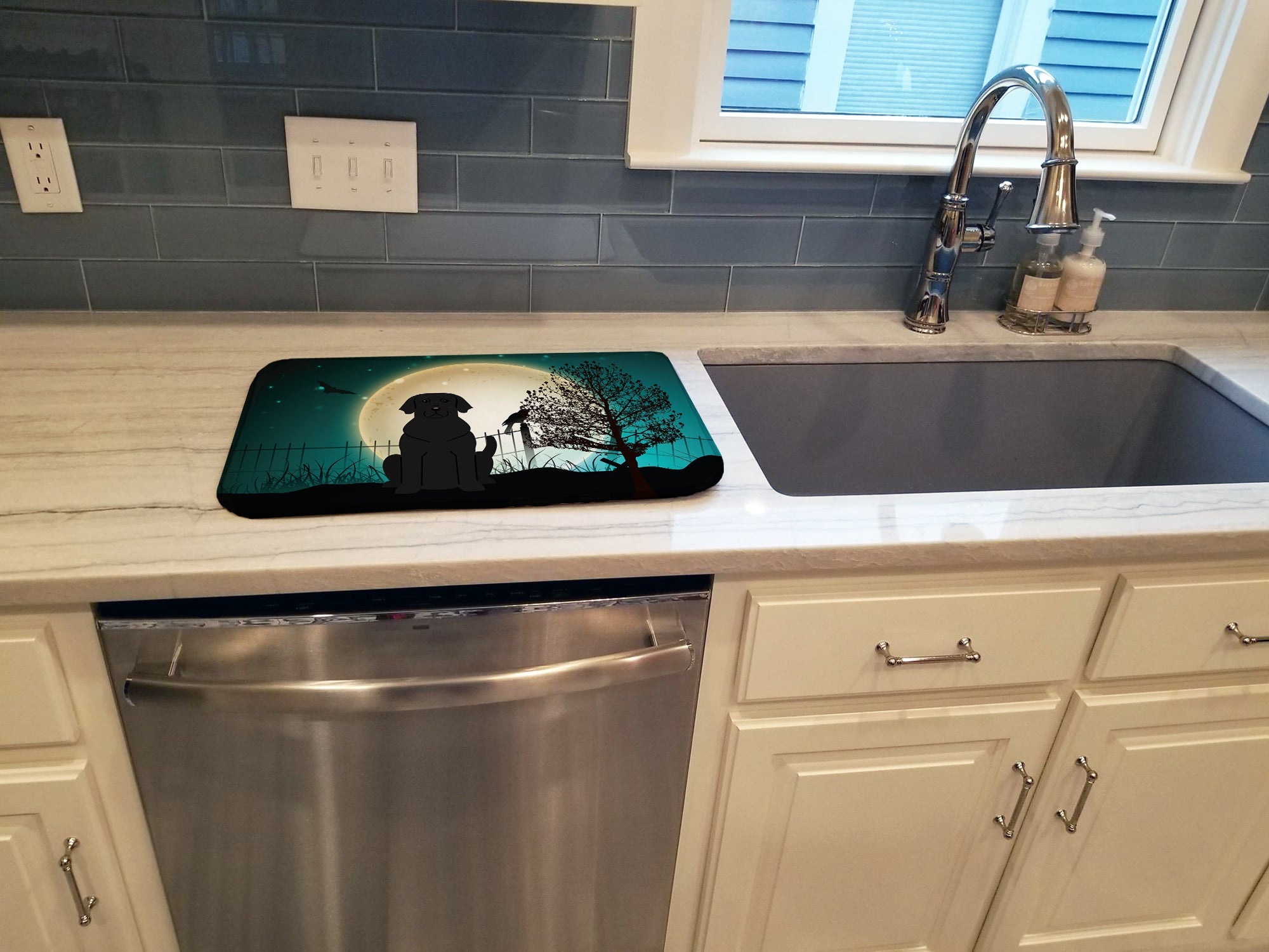 Halloween Scary Black Labrador Dish Drying Mat Absorbent Dish Drying Mat Pad for Kitchen Counter Dish Drainer Mat for Countertop, 14 x 21", Multicolor