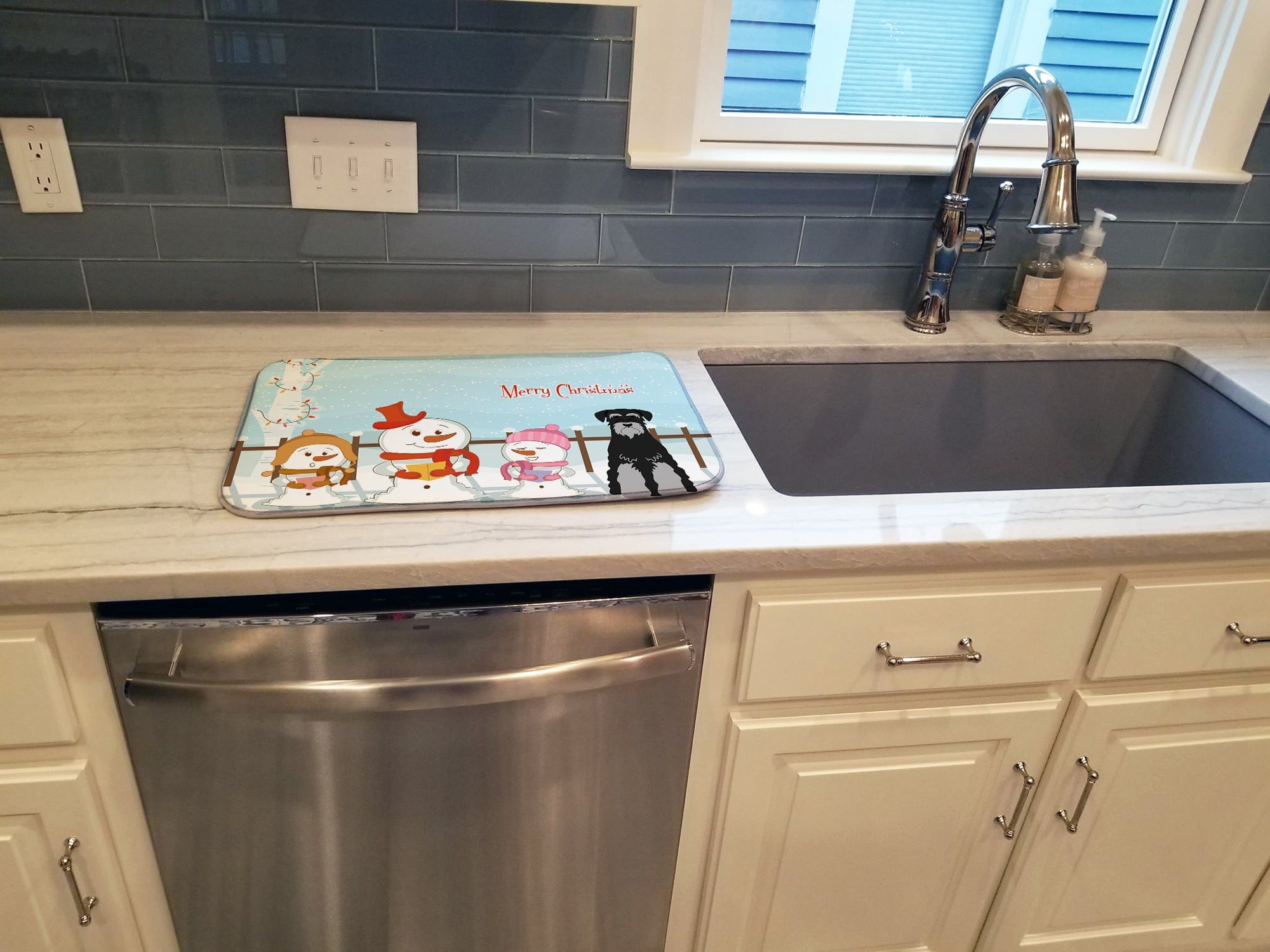 Merry Christmas Carolers Standard Schnauzer Black Grey Dish Drying Mat Absorbent Dish Drying Mat Pad for Kitchen Counter Dish Drainer Mat for Countertop, 14 x 21", Multicolor