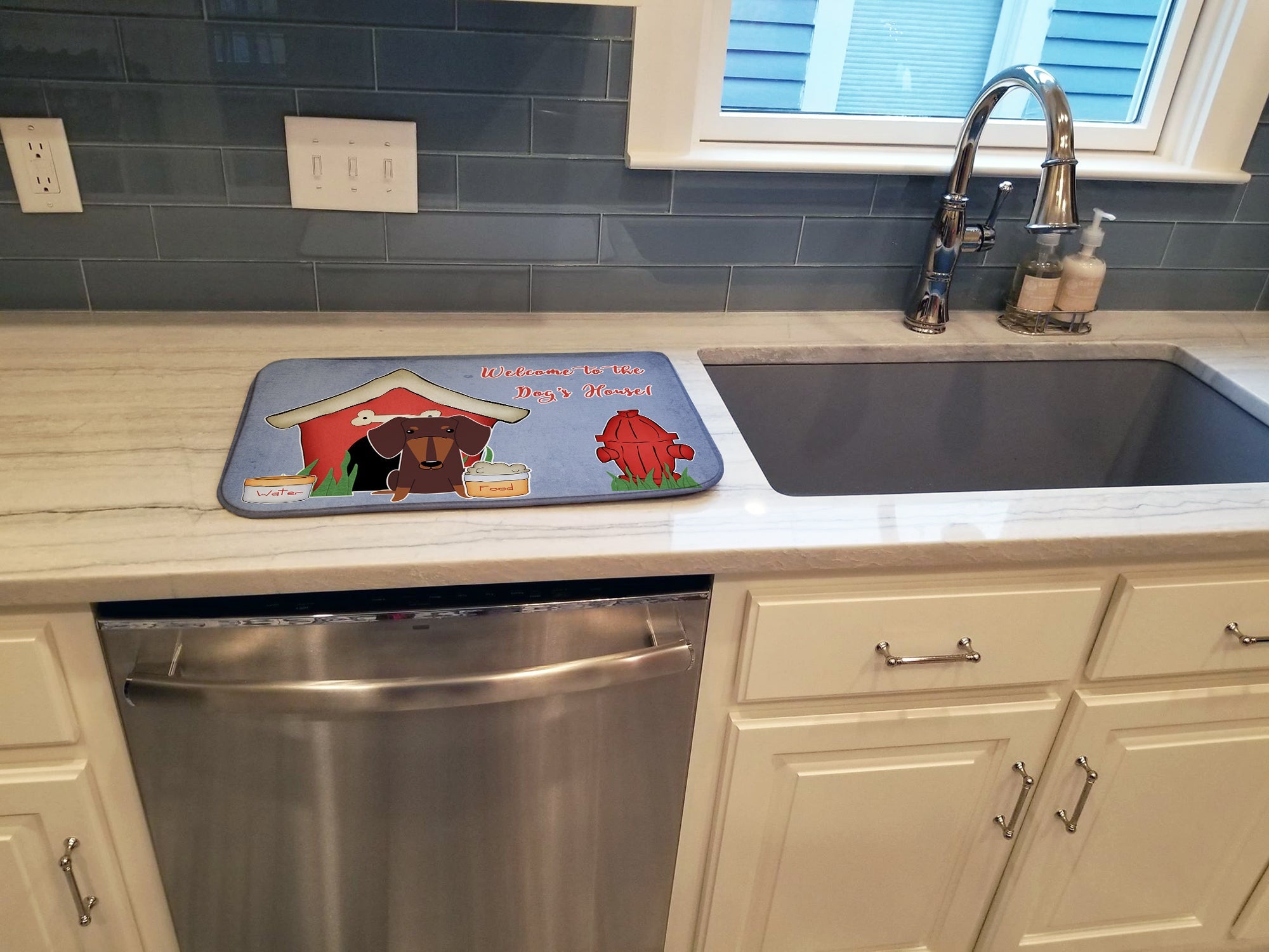 Dog House Collection Dachshund Chocolate Dish Drying Mat Absorbent Dish Drying Mat Pad for Kitchen Counter Dish Drainer Mat for Countertop, 14 x 21", Multicolor