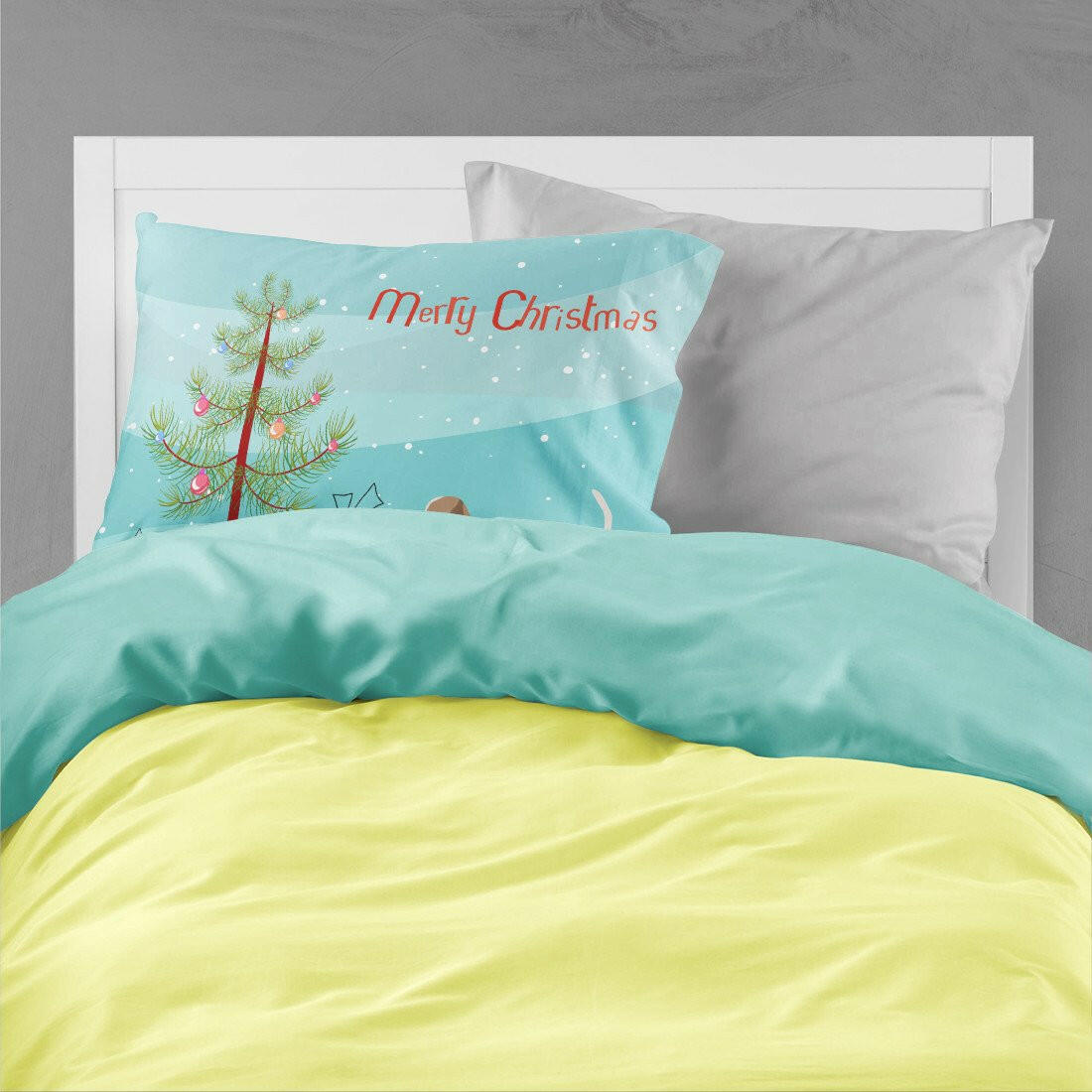 Basset Hound Merry Christmas Tree Standard Pillowcase Lightweight Super Soft Easy Care Decorative Artwork Pillowcase, Standard