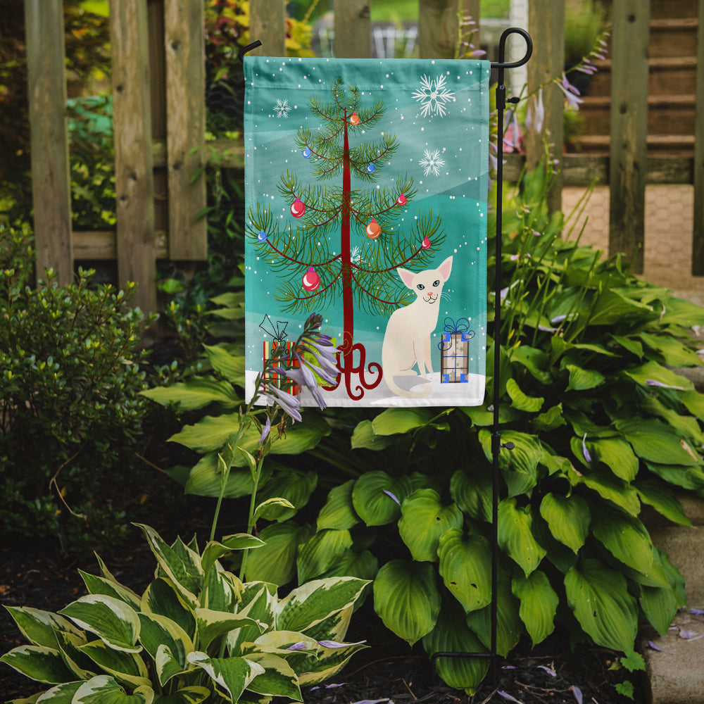 Foreign White Cat Merry Christmas Tree Garden Flag Mailbox Decorative Yard Banner Outside Patio Artwork for Flower Beds, Garden Size, Multicolor