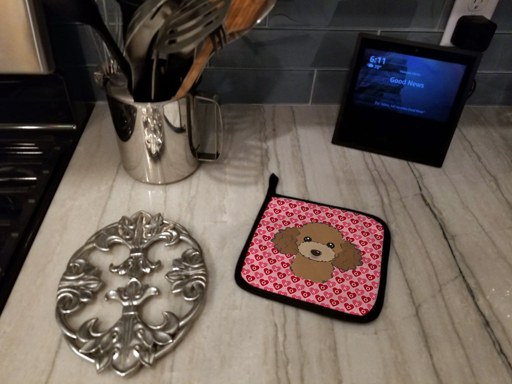 Chocolate Brown Poodle Hearts Pot Holders - Set of 2 - Heat-Resistant Kitchen Essentials BB5326PTHD
