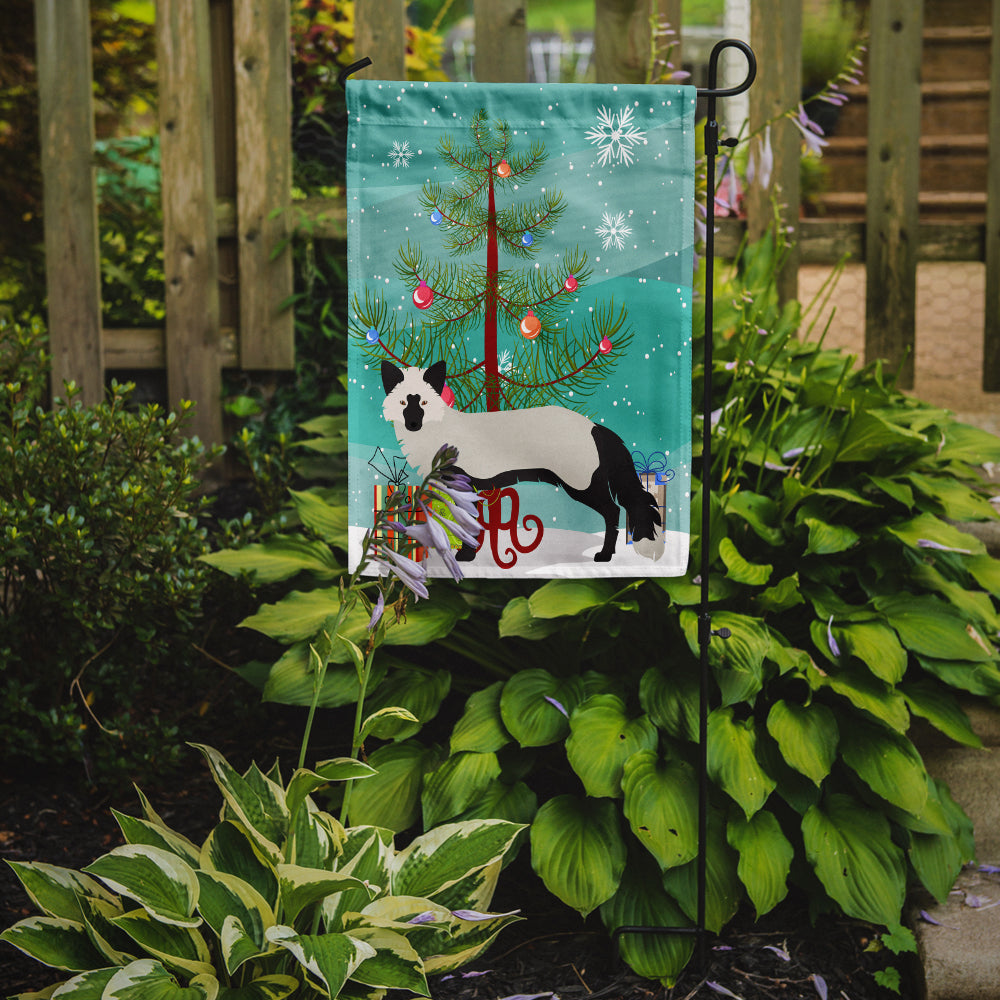 Silver Fox Christmas Garden Flag Mailbox Decorative Yard Banner Outside Patio Artwork for Flower Beds, Garden Size, Multicolor