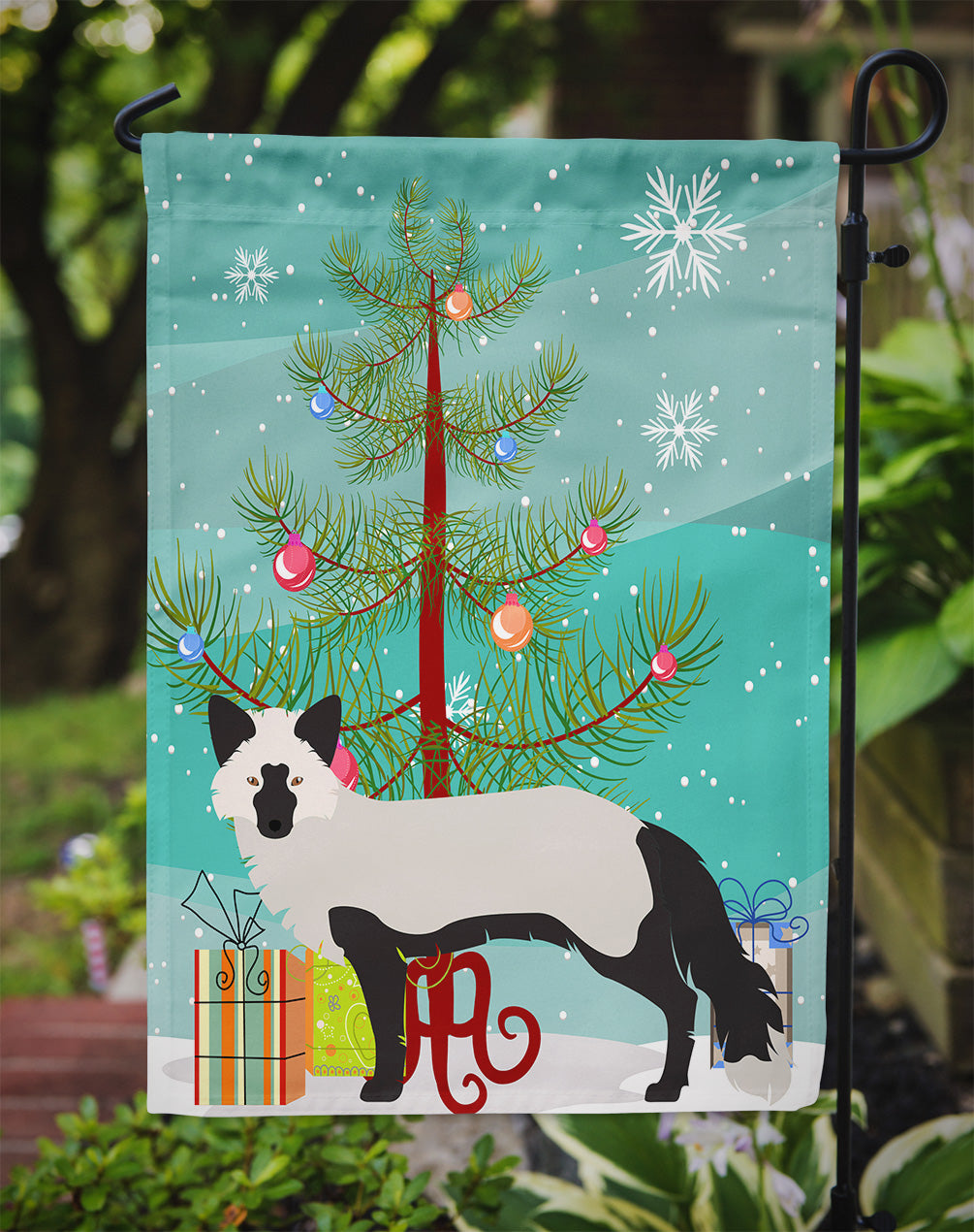 Silver Fox Christmas Garden Flag Mailbox Decorative Yard Banner Outside Patio Artwork for Flower Beds, Garden Size, Multicolor